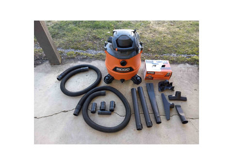 RIDGID shop vacuum