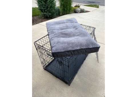 Large Dog Crate w/ Bed