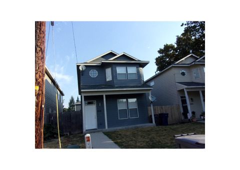 3 bedroom 2 bath Home for rent