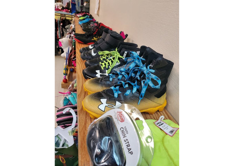 Successful downtown consignment shop for sale! 