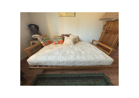 Queen Futon