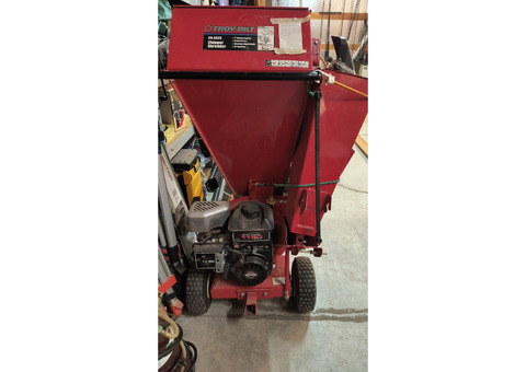 Troy-Bilt Chipper Shredder CS4325