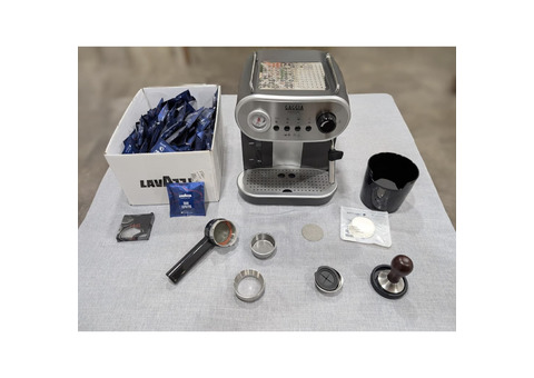 Gaggia Carezza Deluxe Espresso Machine w/ Accessories