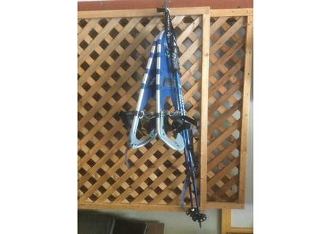 TUBBS SNOWSHOES & BLACK DIAMOND AVALANCHE SKI POLES