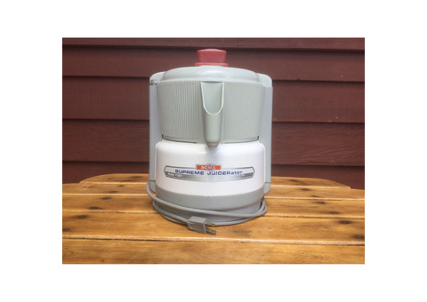 ACME JUICERATOR