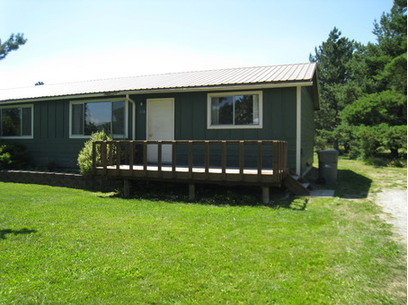 2 BDRM. DUPLEX SANDPOINT AREA
