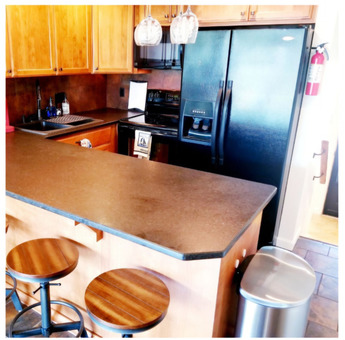 2+ bedroom 2 bath Condo Del Sol for rent