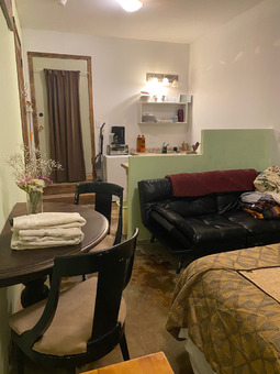 1 bedroom : 1 bathroom Fully Furnished Rental 