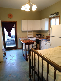 1 bedroom : 1 bathroom Fully Furnished Rental 