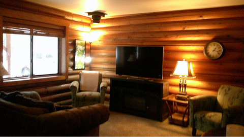 2 bedroom 1 bath furnished duplex for rent.