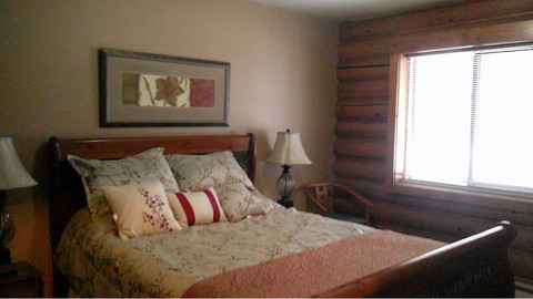 2 bedroom 1 bath furnished duplex for rent.