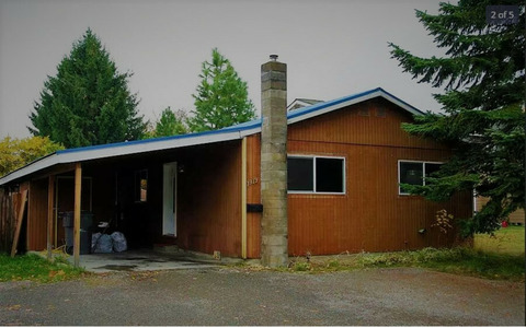 3 Bedroom 1 Bath - 1319 Spruce Street