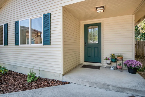 1 bedroom new home in a cul-de-sac neighborhood