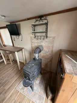 Cozy Tiny Home on the edge of Sandpoint