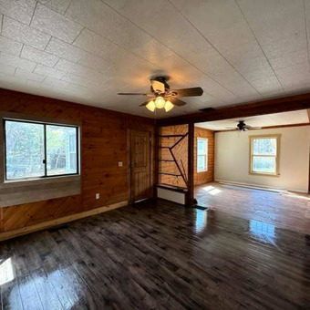 Charming Home on the Edge of Sandpoint Available for Rent
